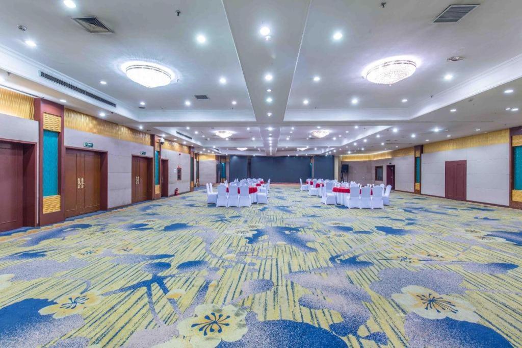 Changchun Garden Hotel Exterior foto